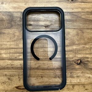 iPhone 17 Pro Max Otterbox Defender Pro XT Phone Case - Good Used Condition.